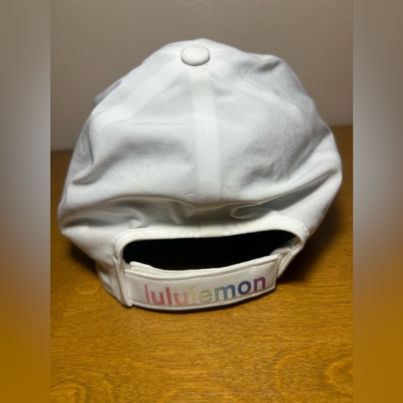 Lululemon Hat Cap Womens Strap Back White Running Jog Cycling Walk Pride Gym - Picture 7 of 14